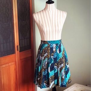 Gorgeous box pleated Skirt 💙💚